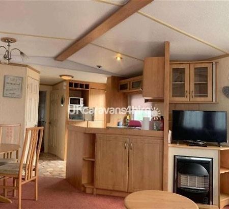 Lets Go Caravans 查珀尔圣伦纳兹 外观 照片